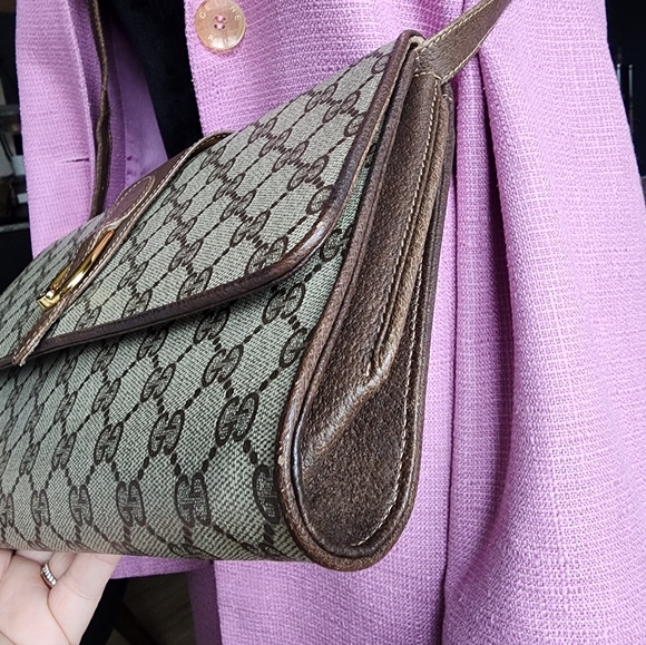 Authentic Gucci Vintage GG PVC Shoulder Bag - Picture 4 of 15